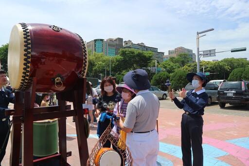 新竹慈濟於縣府廣場舉辦園遊會