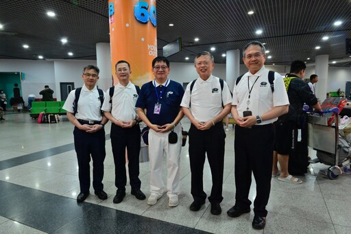 台北慈院何景良醫療長柬埔寨義診培育醫者新苗