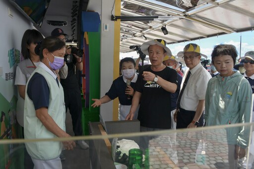 嘉義北回舉辦仲夏節 翁章梁縣長為慈濟環保按讚
