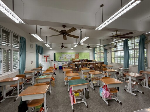 台積電慈善基金會協助臺東縣汰換教室燈具