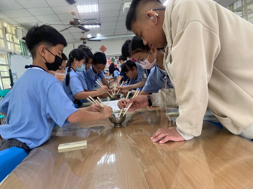 慈濟人文環保美育營 用愛照亮偏鄉學童心靈