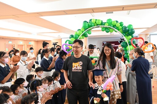 他們都是大愛的孩子 臺中大愛幼兒園學童畢業了