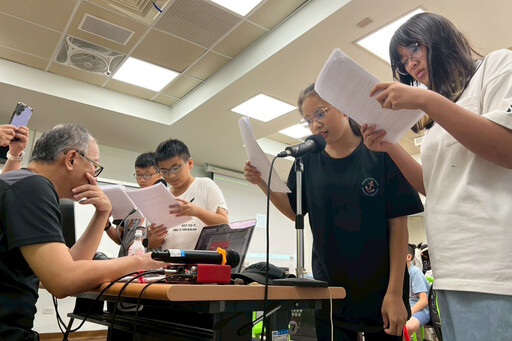 慈濟大學暑期營隊 帶領學童開發語言與戲劇潛能