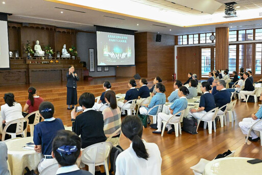 黑暗中點一盞光 慈大附中赴馬來西亞推動教育人文