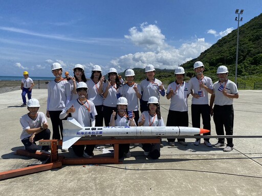 啟航太空夢 慈大附中火箭隊奪2025台灣盃特別獎