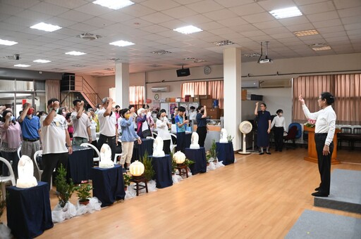 臺東慈濟舉辦七月吉祥月祈福鄰里會眾虔誠祈願