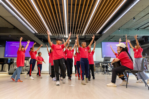 童韻合唱團登國家祈禱早餐會 以布農泛音獻唱祝福