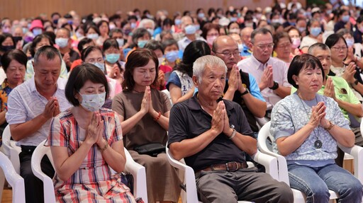 慈濟南投聯絡處七月祈福會 逾兩千人供齋祈福