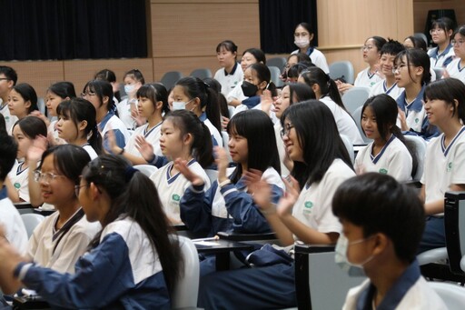 慈大附中以「愛」傳承 學子攜手設計溫馨服務