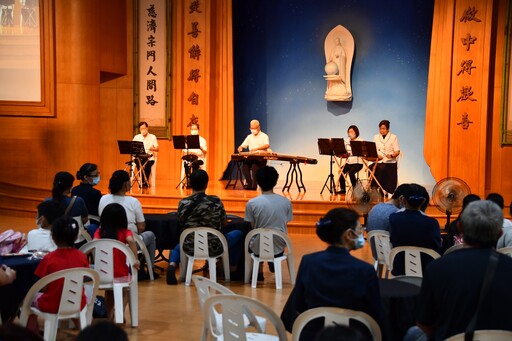 宜蘭慈濟舉辦中秋活動 邀照顧戶親子同樂