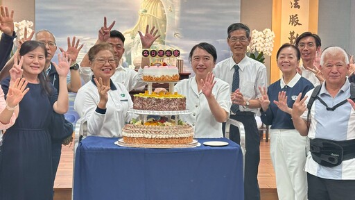 慈大附中25週年感恩餐會 感恩師長情誼永流傳