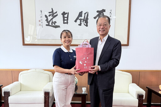 慈濟造血幹細胞驗血建檔 警大學子熱血挽袖響應