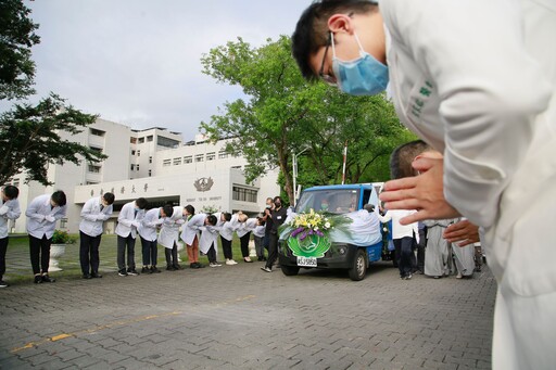 勿忘行醫初衷 慈大模擬手術助骨科醫師再精進