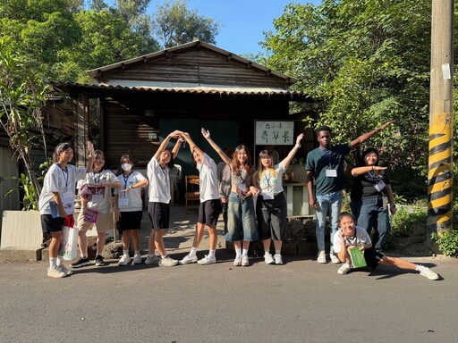 臺南慈中攜手外籍生手作水煎包 × 勇闖漁光島