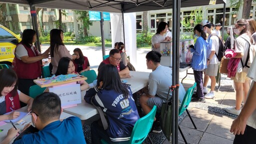 感謝張老師志工永續付出 中市社會局長：愛持續前行