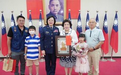 警界模範母親表揚丨新竹縣宣介慈局長獻祝福