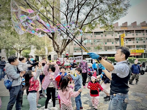 哇哈哈劇團帶來魔幻演出丨竹市勞工親子童樂會6/29登場