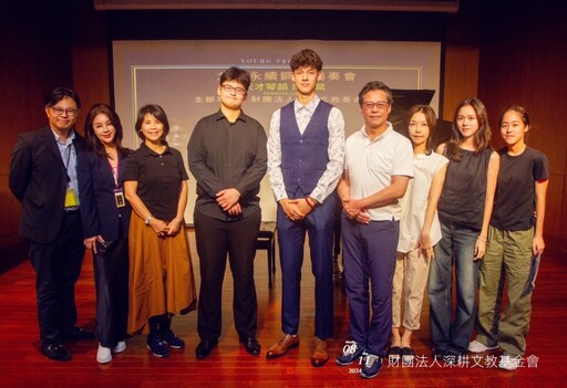 【夜市蔴油雞博士故事】台俄混血天才鋼琴家拉法葉(Rafael,曾紹洋)|天才琴韻譜寫北莫愛情故事