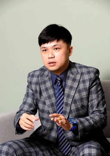 【人物故事】「杰思國際數位科技」跳脫傳統黃金買賣以無毒熔煉發展一條龍服務|創辦人王志演自資金盤受詐中翻出人生的新篇章