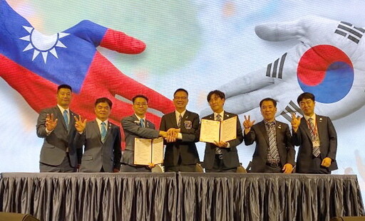 青埔扶輪社七周年社慶迎來雙喜臨門 社長黃朝翔簽署韓國大晉扶輪社姊妹社