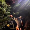 「獨爬遇險」烏日警消8小時山區奮戰！颱風登陸前成功救回失聯男子