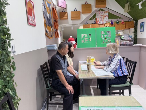 房仲企業邱惠丹熱心公益 立冬暖送物資捐弱勢團體