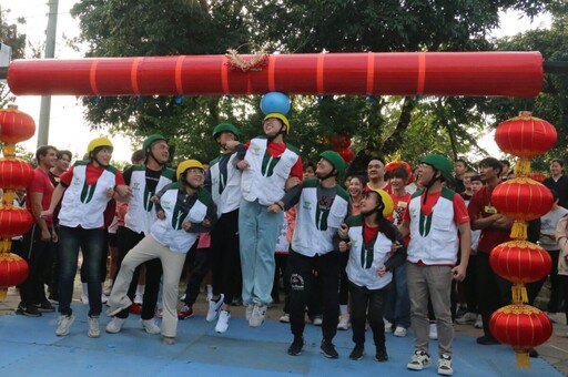 紅螞蟻生態世界贊助20萬元助學金~陪孩子走求學路 林明期效法「紅螞蟻」精神:聚沙成塔 照顧雲林家扶學子