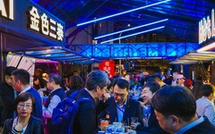 未來風味融合 台北捷運中正紀念堂站 R8 METRO BAR輕食吧盛大開幕