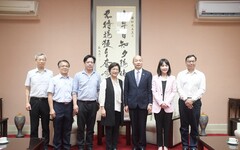 爭取彰化縣建設經費 王惠美率團隊拜會立法院長韓國瑜