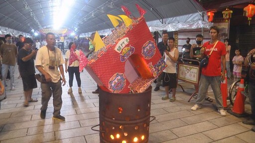 影音/城隍中元祭典―百年敕水淨爐除穢凝神正氣 嘉義城隍廟中斷百年「開鬼門」儀式再現