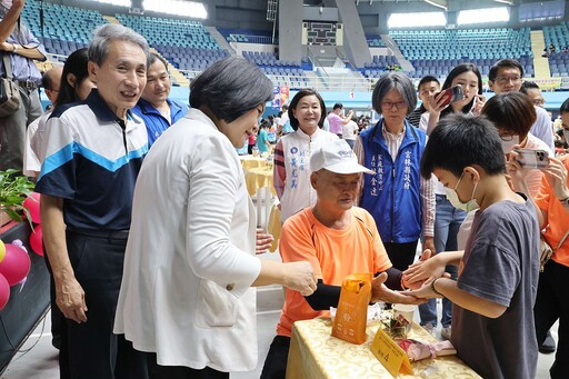 祖父母節慶祝活動溫馨登場 傳達孝悌敬老精神