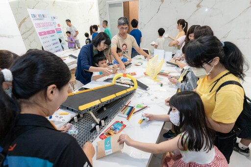 Kids’ Science 小小科學家來敲門，學童闖關趣玩科學