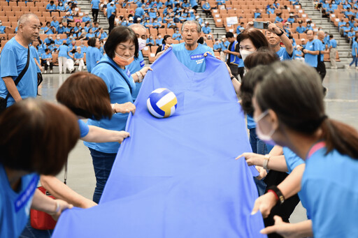 桃園長青運動會創新高 張善政勉勵長者動起來