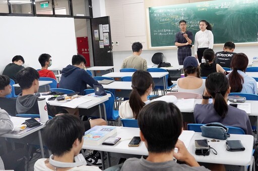 影音/大葉會資系學生分享暑期國稅局實習收穫 鼓勵同學參與實習提升就業競爭力