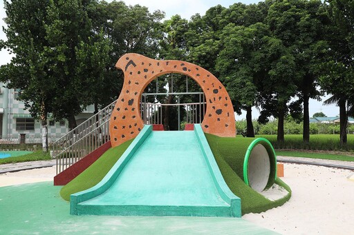 溪口鄉鵪鶉兒童遊戲公園完工 打造老幼共融環境