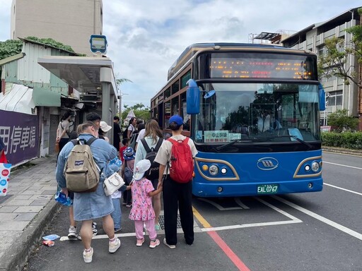 嘉義市公車人氣駕駛選拔開放票選 眾多好禮幸運兒就是你