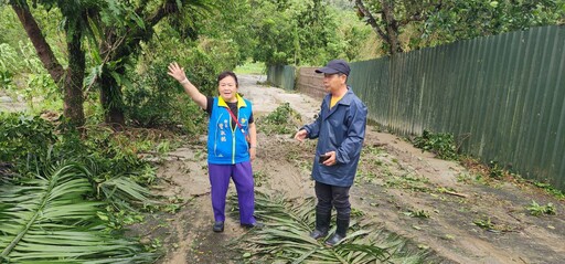 強颱康芮侵襲壽豐鄉 徐榛蔚與曾淑懿攜手勘災