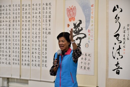 七旬校長王峻義書法個展圓夢 游淑貞力挺翰墨書藝創新啟航