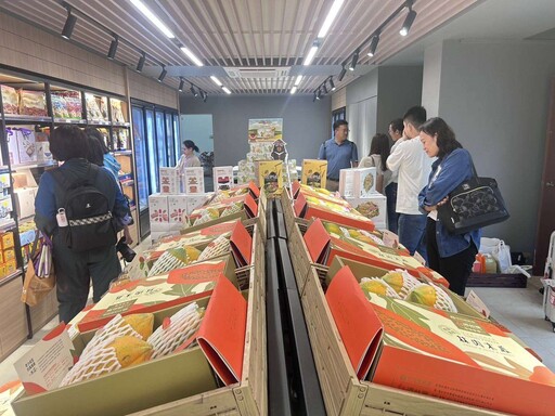 新加坡「新台灣館」盛大開幕 雲林良品成功進駐大受歡迎