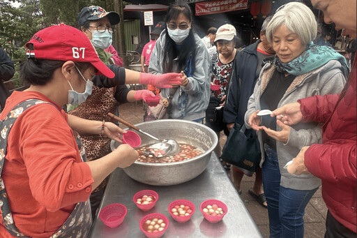 汐止中正市場大變身 中繼市場開幕祈福湯圓溫暖人心