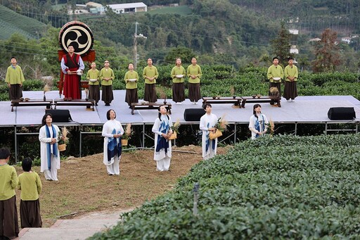 樟湖生態中小學校慶辦謝茶祭 讓孩子學習懂感恩、謝天地