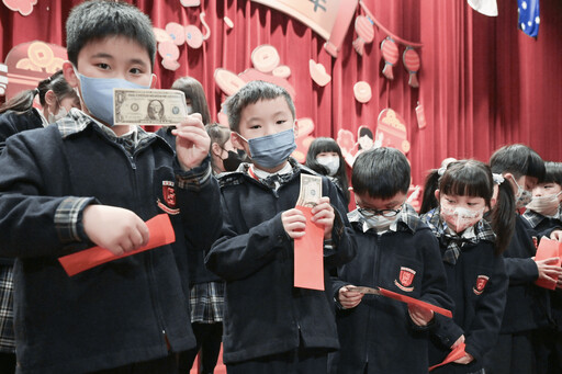 張善政出席新興國際中小學賀新春活動 鼓勵學子拓展國際視野