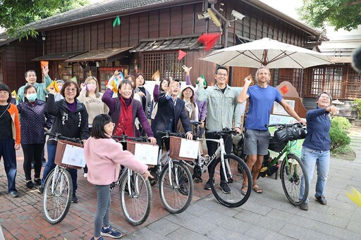 雲林社區繪本新書發表暨走讀開跑 邀你一起騎腳踏車走讀故事現場