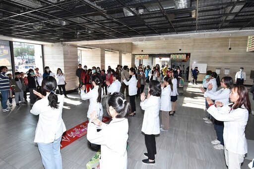 222營養滿點》 彰縣營養師快閃火車站舞告健康