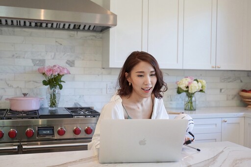 從躁鬱低谷到多元創業之路——她用真實經歷打造個人品牌，幫助更多人重拾信心