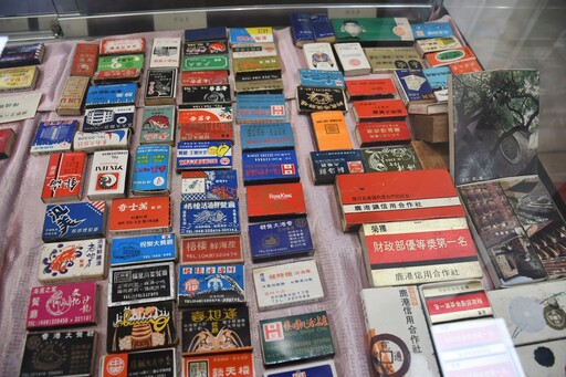火柴達人蔣敏全收藏展 懷舊火柴盒喚醒對故鄉懷舊之情