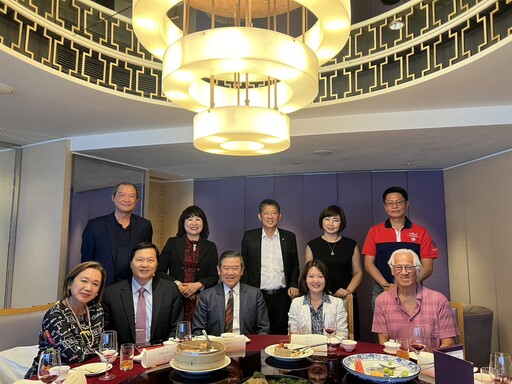 佳世達集團陳其宏分享大艦隊醫療產業藝群集團王正坤倡推國產醫材國際化