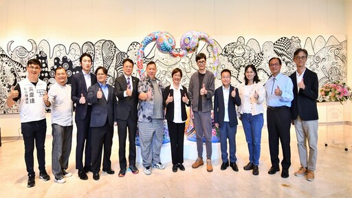 「嶄新悅目-2025洪易藝術特展」 洪易返鄉個展於彰美館首登場