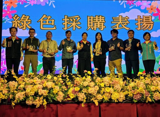 績優環保志工表揚 徐榛蔚:守護山海 永續是花蓮的日常