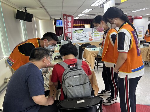 落實學校推廣租稅教育 北斗家商稽徵所為納稅民眾服務